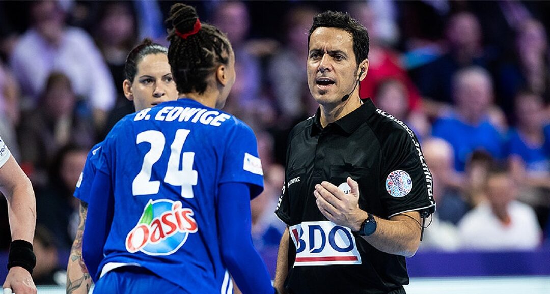 Becoming ‚Chief of the court‘: knowledge, mental preparation and horses